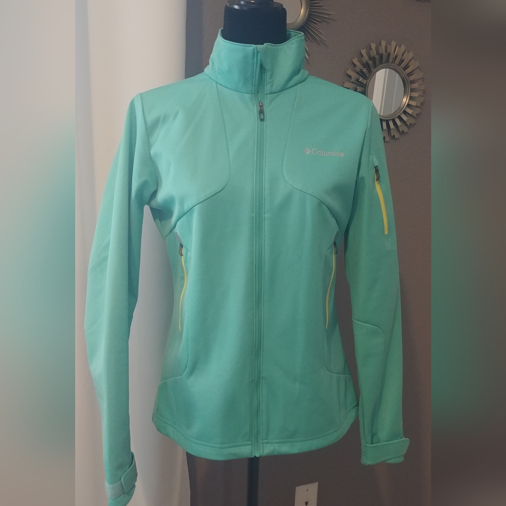 Columbia Women's Aqua Jacket